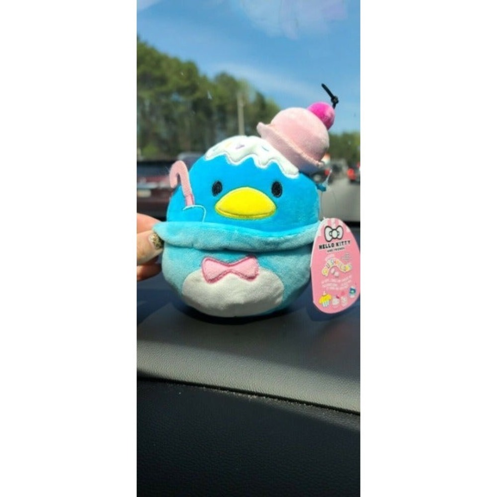 NEW‎ RARE 5" SQUISHMALLOWS HELLO KITTY